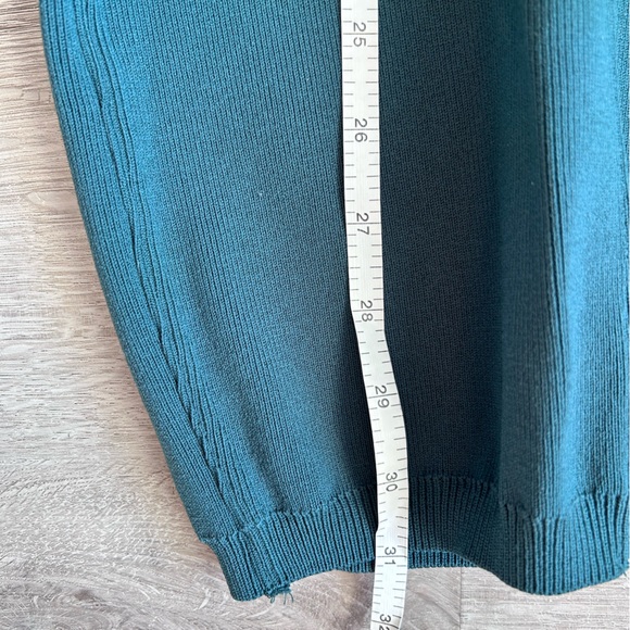 Women’s Aritzia talula sculpted knit dress size 6 - Picture 12 of 12
